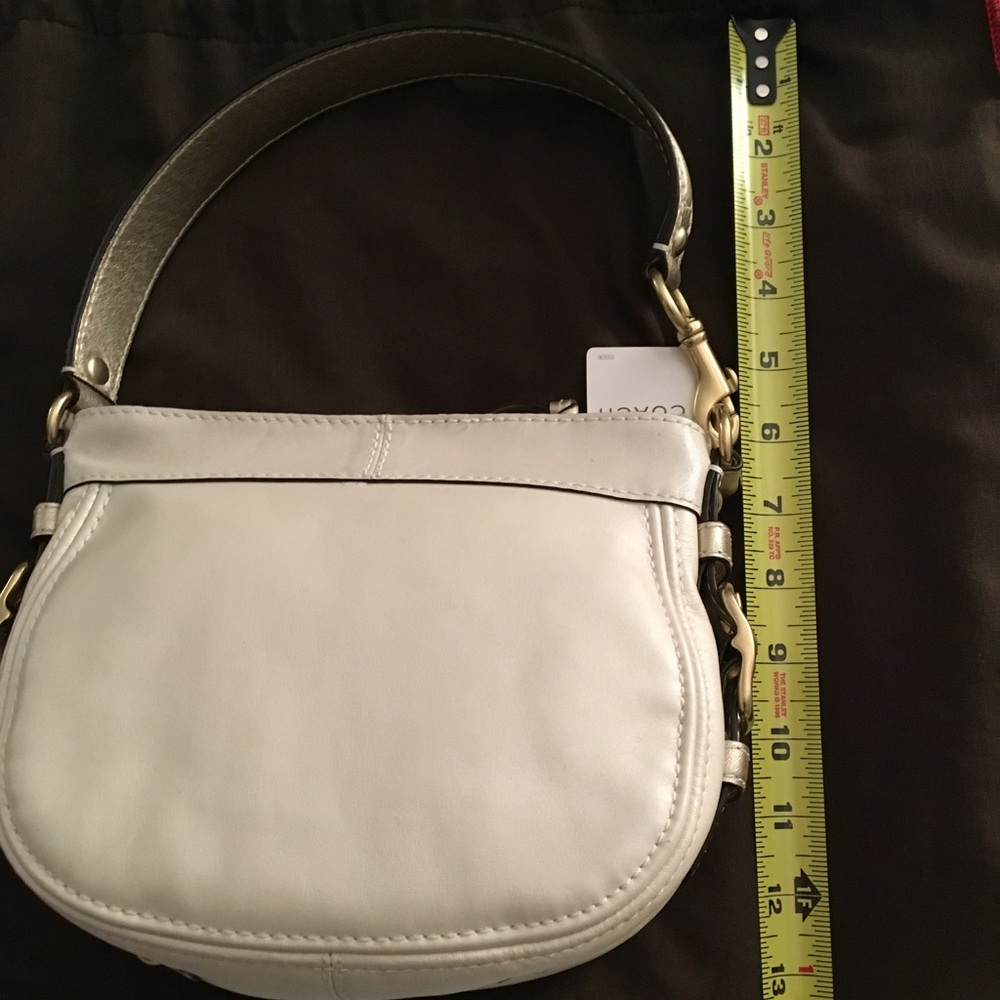🆕👜Authentic Coach Zoe Leather Top Handle Pouch - Picture 5 of 5
